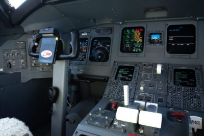 1999 Bombardier Canadair Regional Jet CRJ-700: 