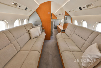 1990 Dassault Falcon 900B: 