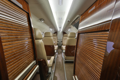 2012 Embraer Phenom 300: 