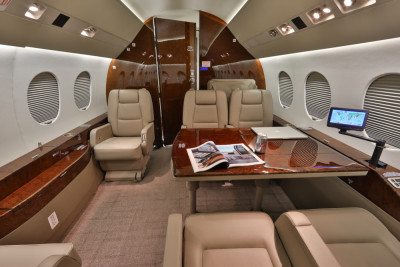 2005 Dassault Falcon 2000EX EASy: 