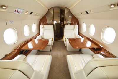 2006 Dassault Falcon 2000EX EASy II: Aft cabin