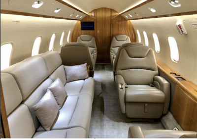 2014 Bombardier Challenger 300: 