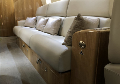 2014 Bombardier Challenger 300: 