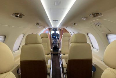 2011 Embraer Phenom 300: Interior Fwd-Phenom 300