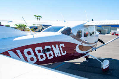 2008 Cessna 206H Stationair: 