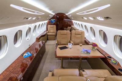 2008 Dassault Falcon 7X: Conference Group