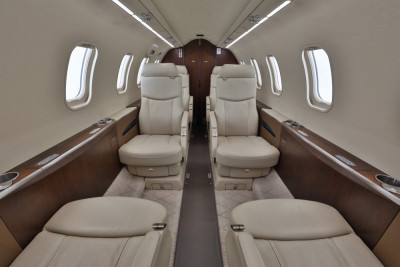 2008 Bombardier Learjet 40XR: 