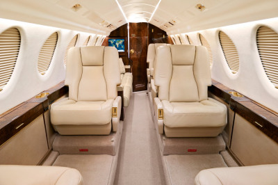 1994 Dassault Falcon 50: 