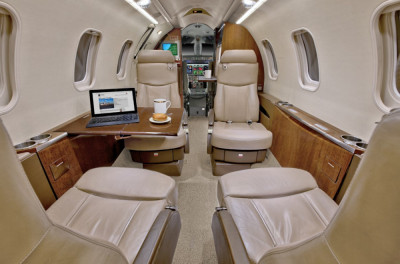 2007 Bombardier Learjet 45XR: Forward Cabin