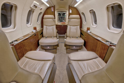 2007 Bombardier Learjet 45XR: Aft Cabin