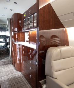 2009 Dassault Falcon 2000LX: 