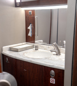 2009 Dassault Falcon 2000LX: 