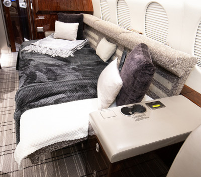 2009 Dassault Falcon 2000LX: 