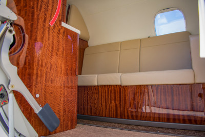 2017 Embraer Phenom 300: 