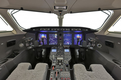 2007 Bombardier Challenger 300: 