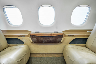 2010 Embraer Phenom 300: 