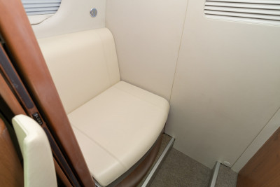 2011 Embraer Phenom 100: 