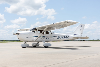 2016 Cessna 172S Skyhawk SP: 