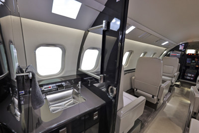 2009 Bombardier Learjet 60XR: 