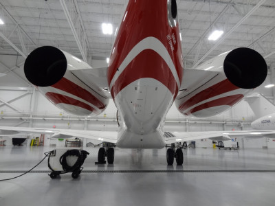 2015 Bombardier Global 6000: Dedicated Hangar Spot