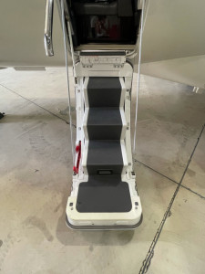 2016 Embraer Phenom 100E: 