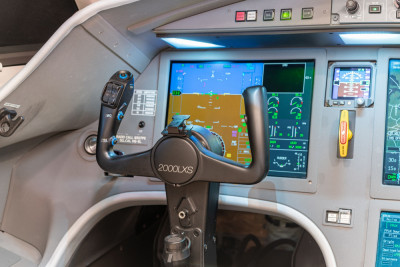 2015 Dassault Falcon 2000LXS: 