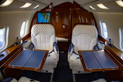 2008 Bombardier Learjet 60XR: 