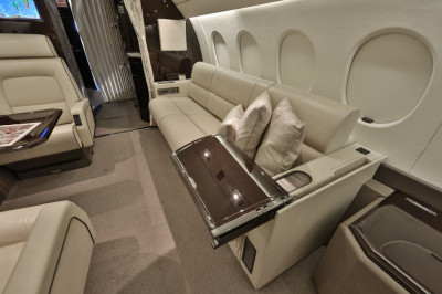 1993 Dassault Falcon 900B: 