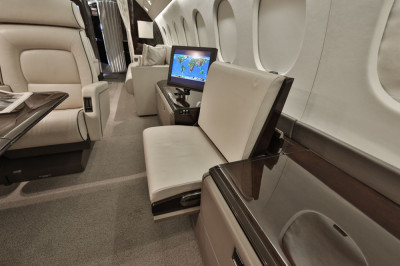 1993 Dassault Falcon 900B: 