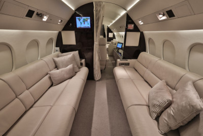 1993 Dassault Falcon 900B: 