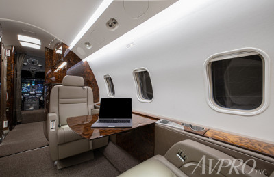 2006 Bombardier Challenger 300: 