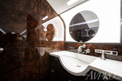 2006 Bombardier Challenger 300: 