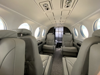 1999 Beechcraft King Air 350: 