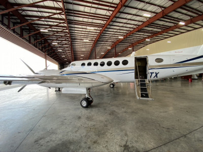 1999 Beechcraft King Air 350: 