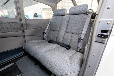 1998 Cessna 172R Skyhawk: 