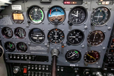 1998 Cessna 172R Skyhawk: 