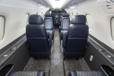 2011 Embraer Phenom 300: 
