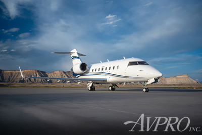 1998 Bombardier Challenger 604: 