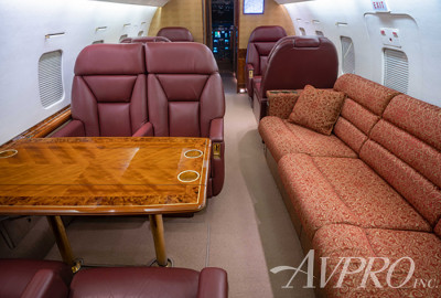 1998 Bombardier Challenger 604: 