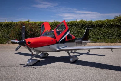 2014 Cirrus SR22T G5 GTS: 