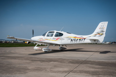 2006 Cirrus SR22TN G2: 