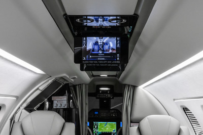 2021 Embraer Phenom 300E: 