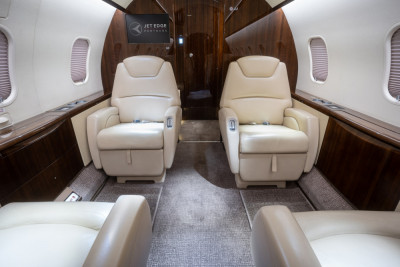 2012 Bombardier Challenger 300: 