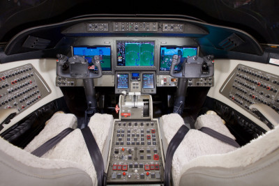 2014 Bombardier Learjet 75: 