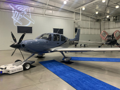 2021 Cirrus SR22T G6 GTS: 