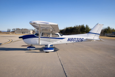 1976 Cessna 172M Skyhawk: 