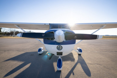 1976 Cessna 172M Skyhawk: 