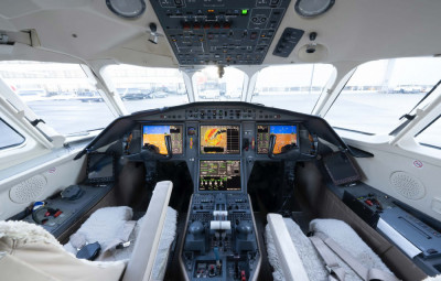 2012 Dassault Falcon 2000LX: 