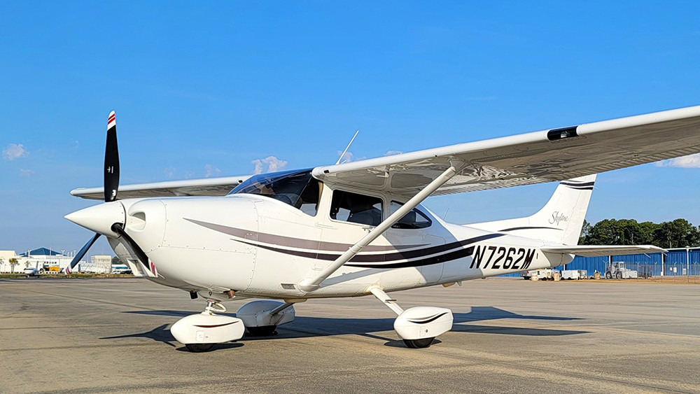 2000 Cessna 182S Skylane