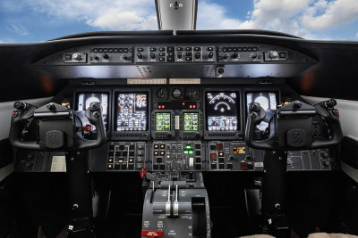 2011 Bombardier Learjet 45XR: 